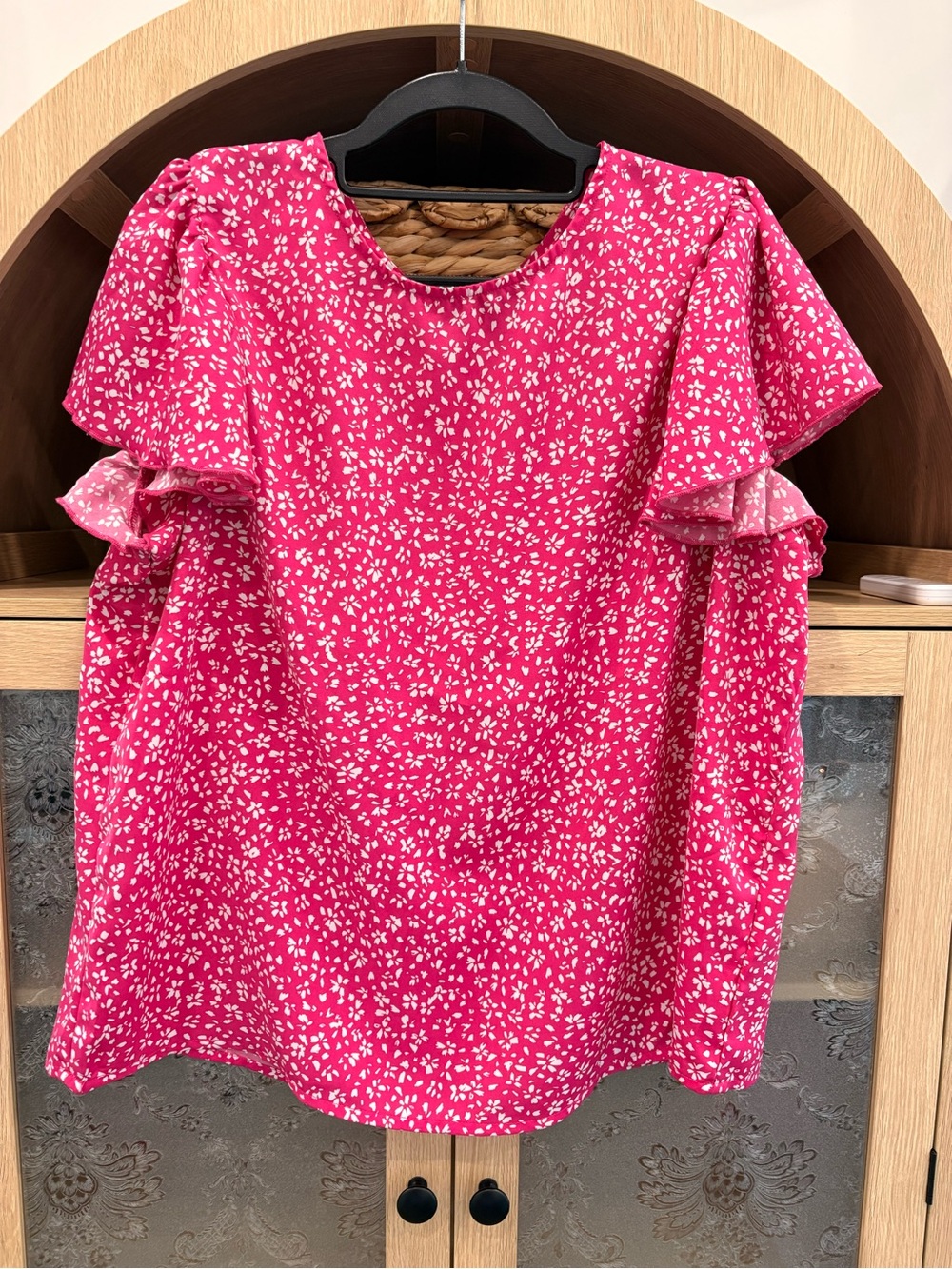 Women’s Fuchsia Floral Ruffle Sleeve Blouse